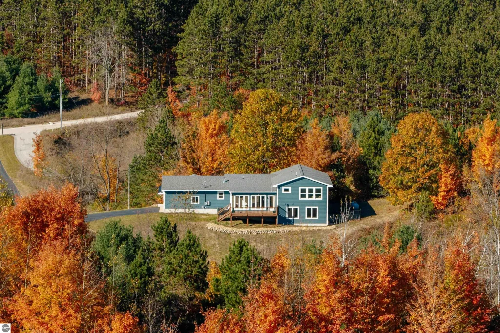 5964 Deer Trail Drive, Traverse City