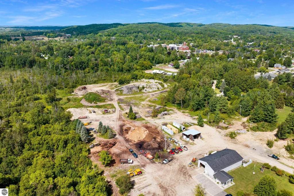 220 Birch Street, Bellaire