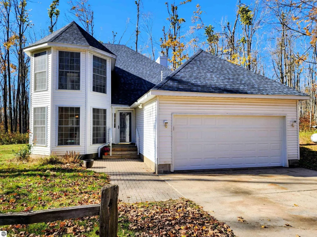 1376 Camp 10 Road, Elmira