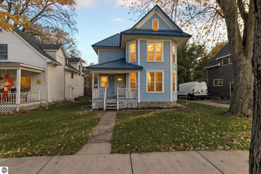 117 E Wright Avenue, Shepherd