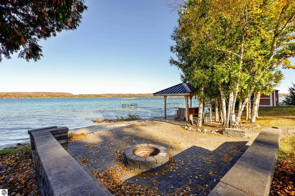 6019 Crystal Avenue, Beulah