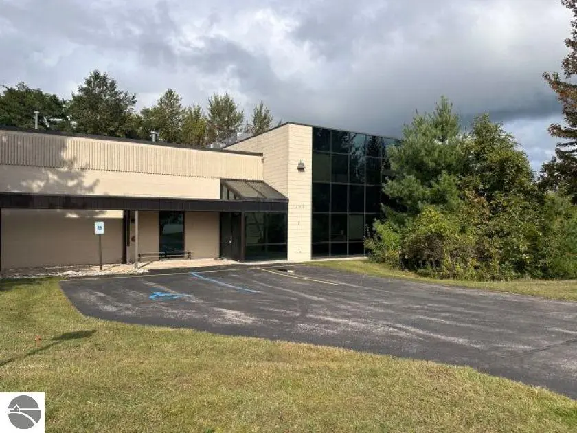 222 Industrial Park Drive, Elk Rapids