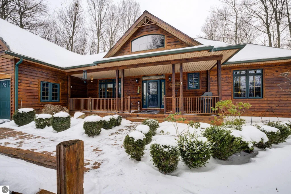 4297 Ridge Run, Bellaire