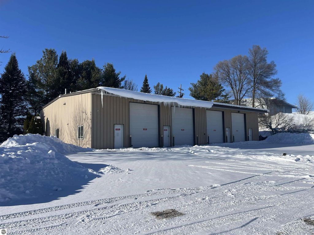 3914 Jupiter Cresent Drive, Traverse City