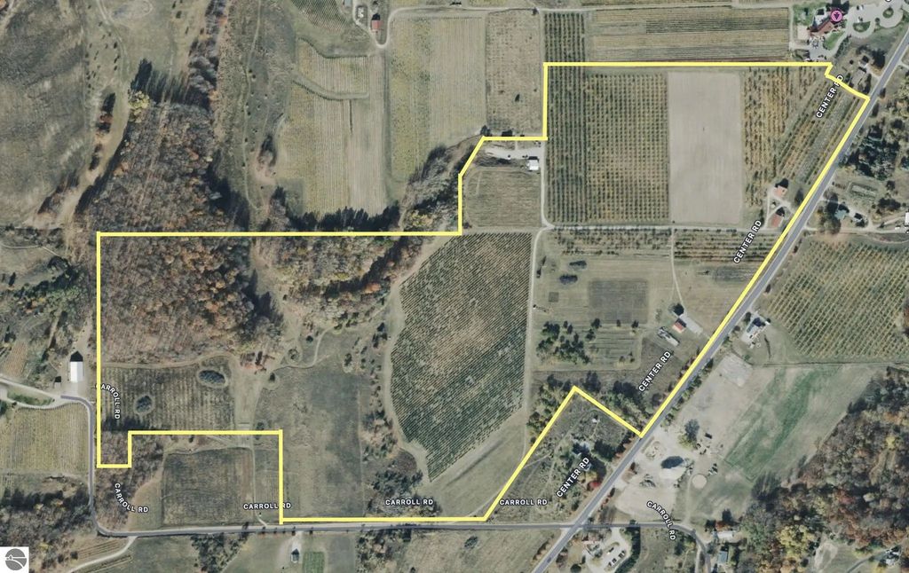 11751 Center Road, Traverse City