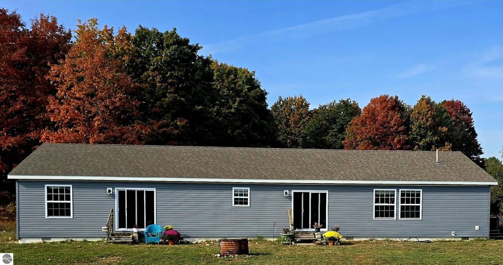 303 Westwood Road, Nw, Alden