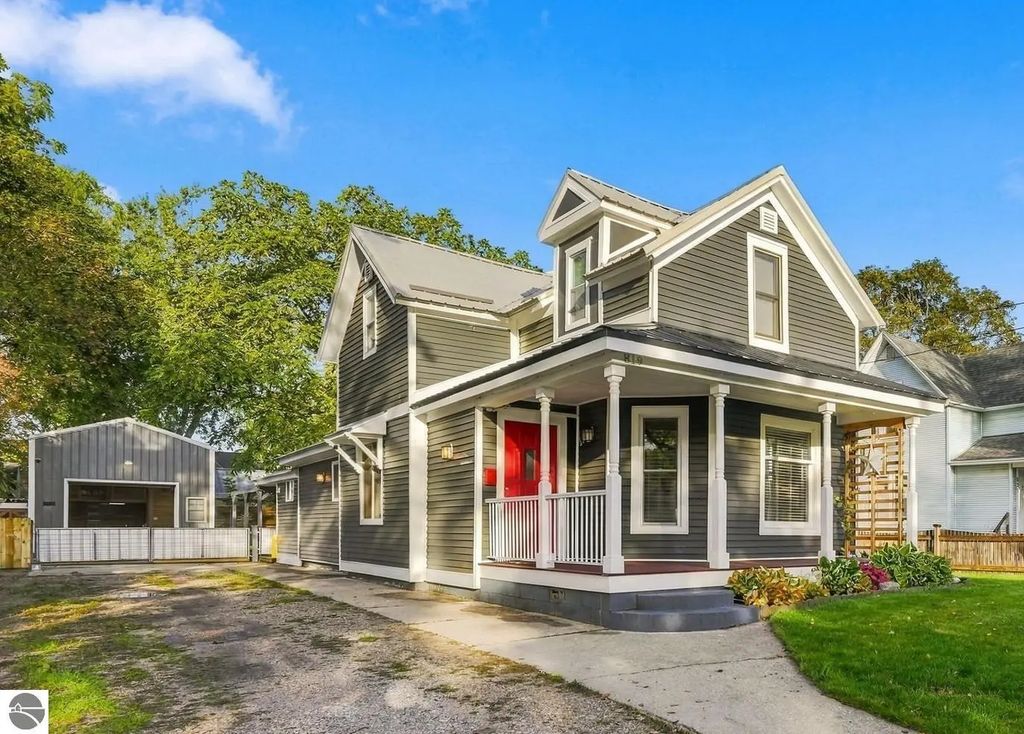 819 Farrar Street, Cadillac