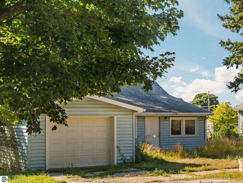 12352 Virginia Street, Bear Lake