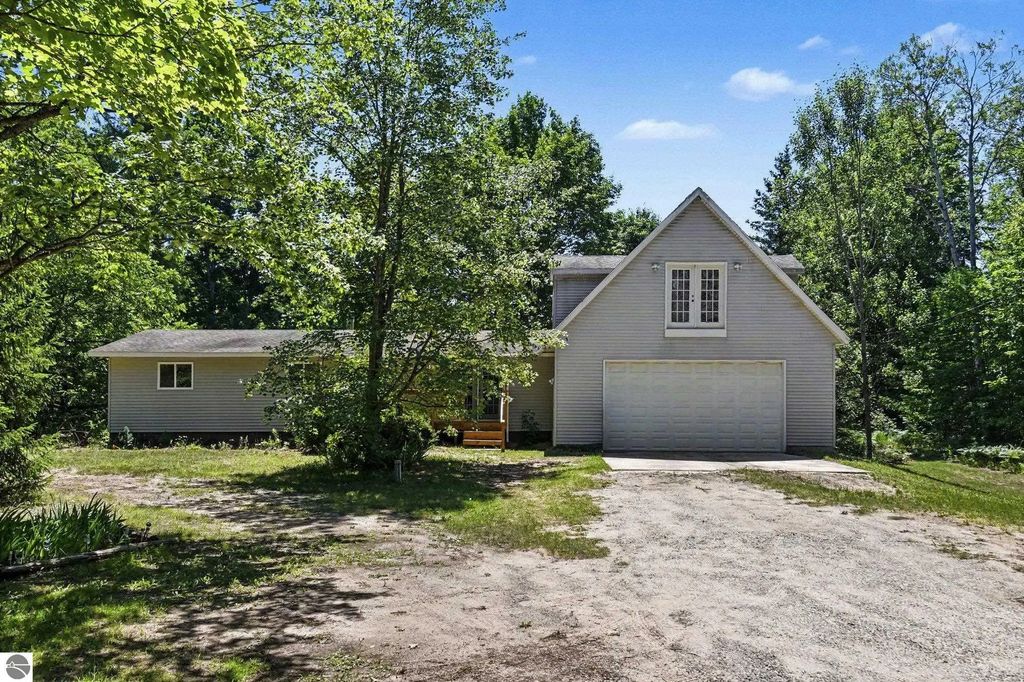 3432 Woodman Road, Sw, South Boardman