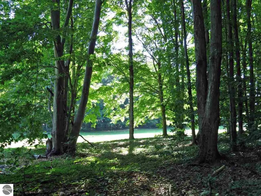 000-unit 2 Mountain Woods Court, Thompsonville