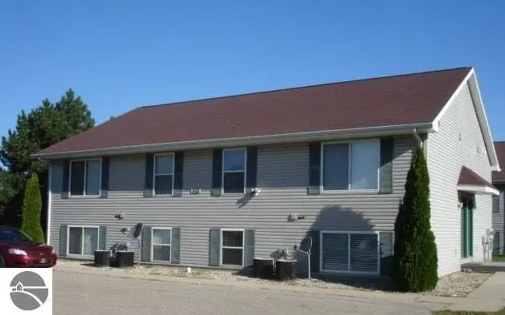 1501 E Bellows, Mt Pleasant