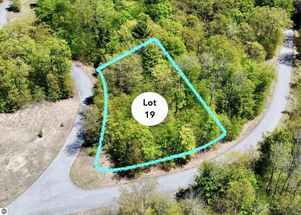 Lot 19 S Club Drive, Cedar
