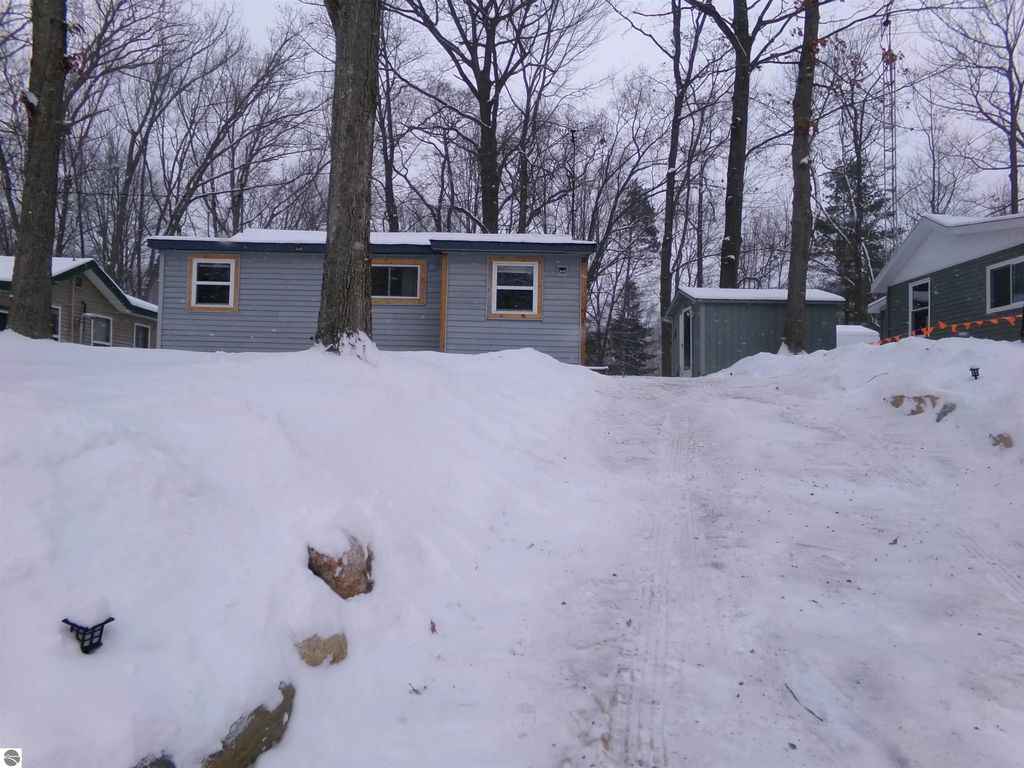 992 Lake Street, Harrison