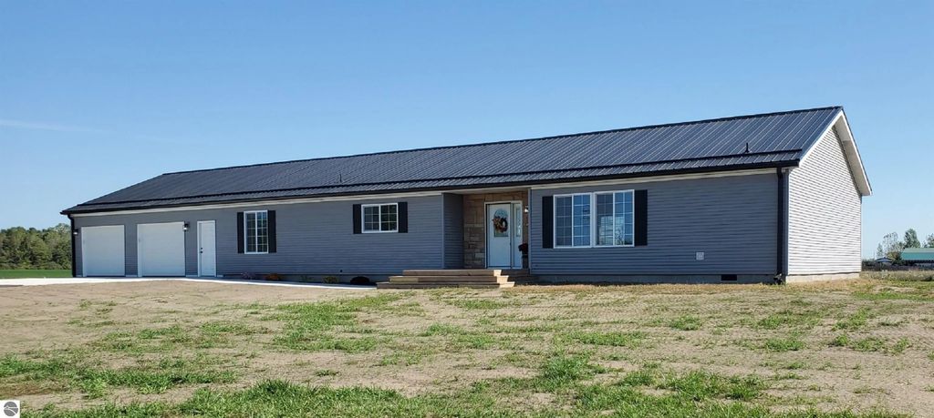 5495 W Burns Road, Coleman