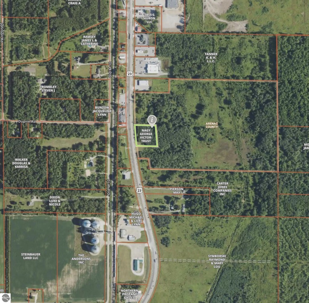 Nka S Huron, Standish