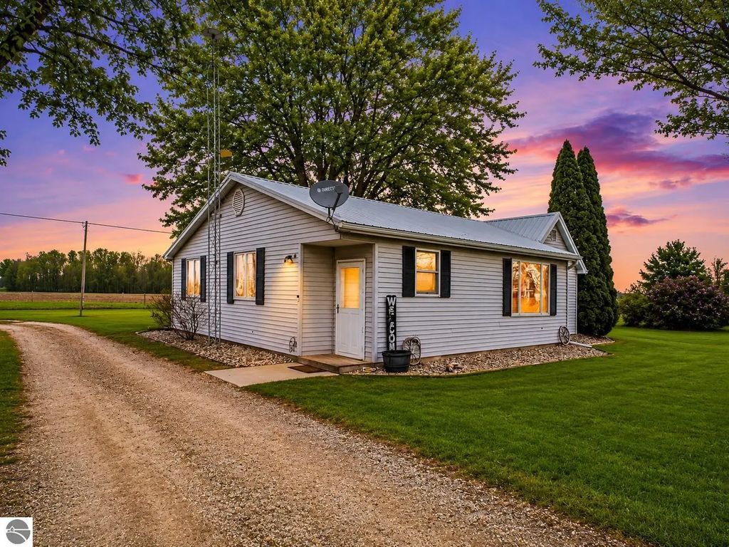6596 W Washington Road, Ithaca