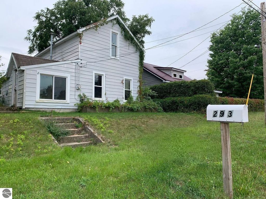 293 Birch Street, Harrison