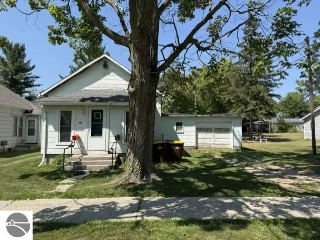 618 Mechanic Street, Alma
