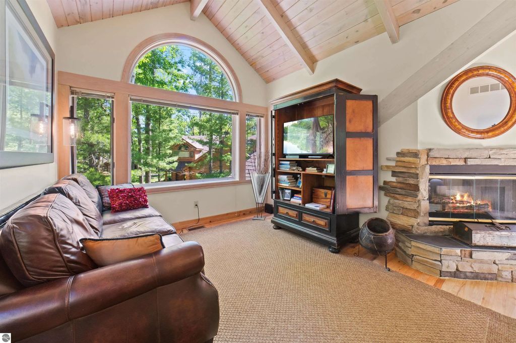 592 Osprey Lane, Lewiston