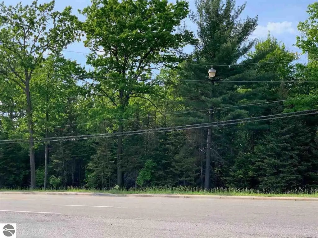 Xxx W Houghton Lake Drive, Houghton Lake