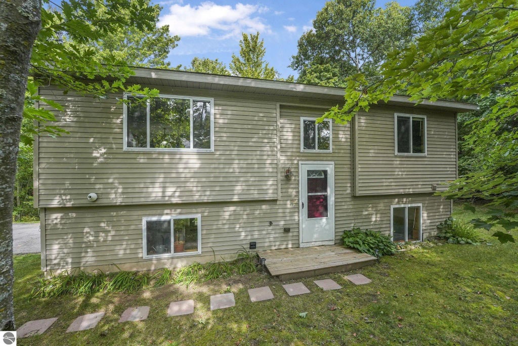 2733 West Avenue, Interlochen