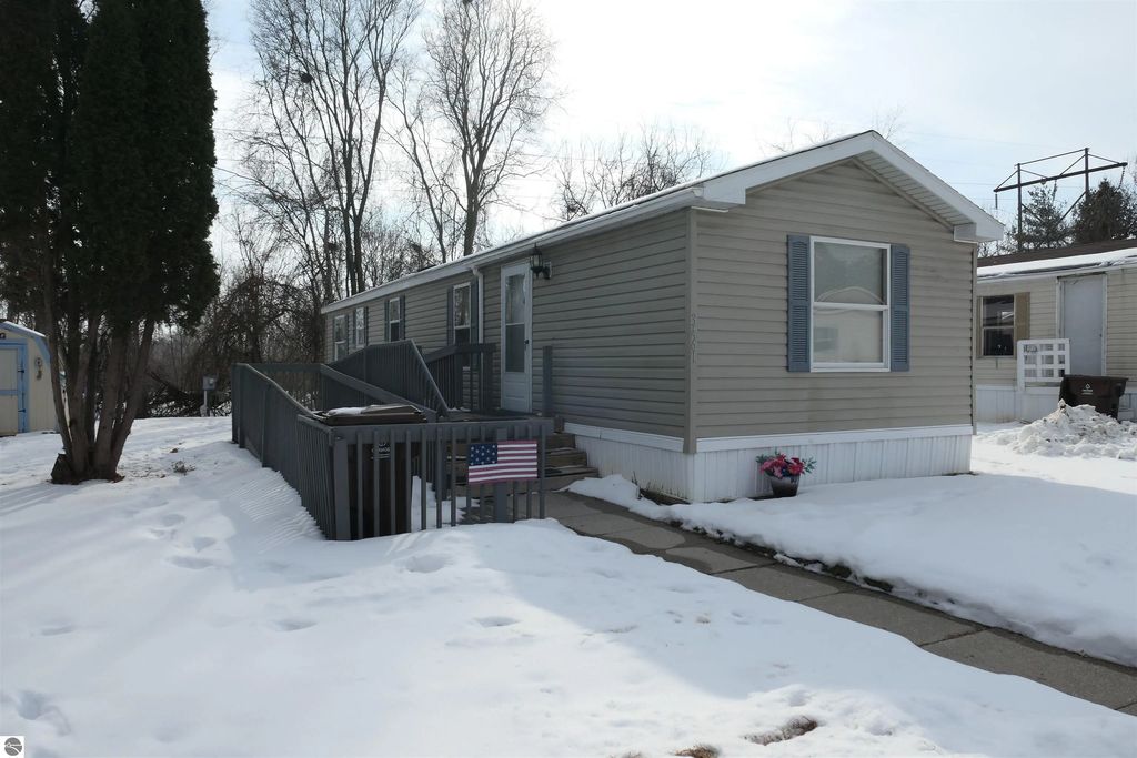 3461 Alma Drive, Alma