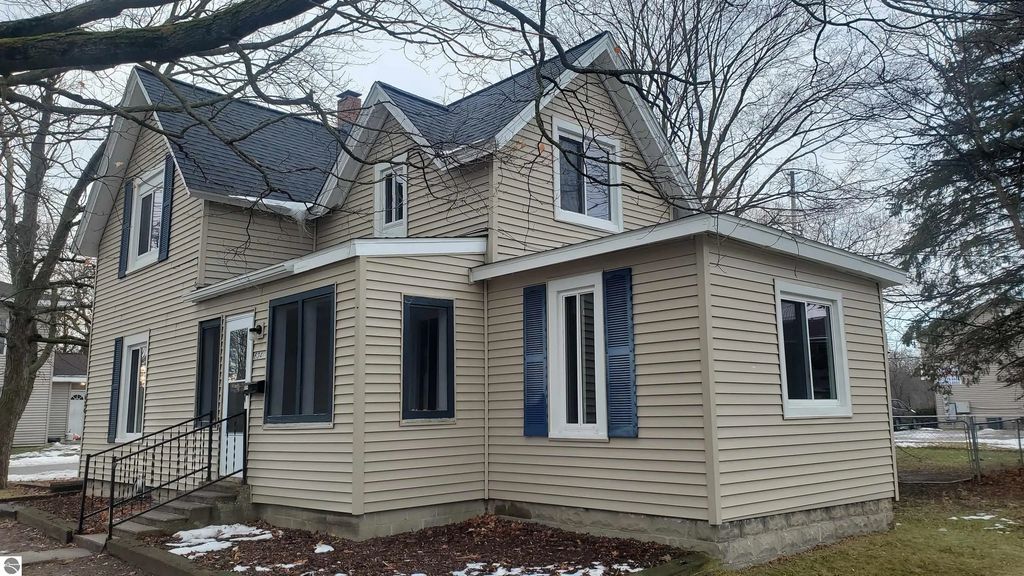 634 S Oak Street, Mt Pleasant
