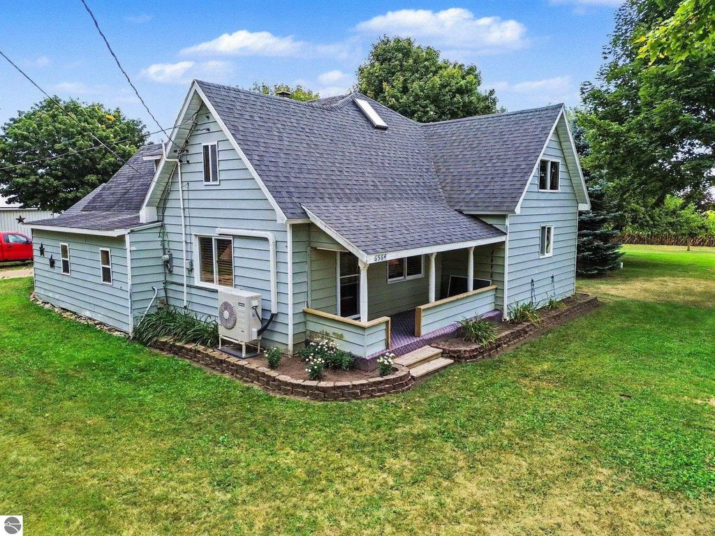 6564 N Crapo Road, St Louis