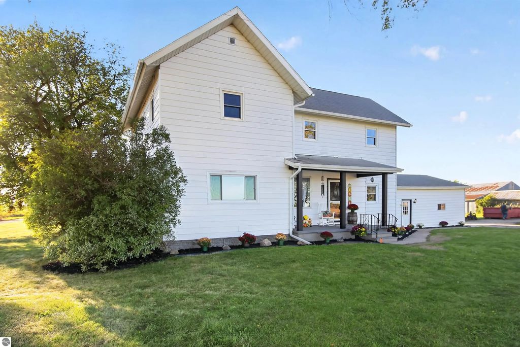 3990 S Begole Road, Ithaca