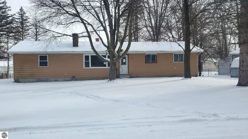 424 N Ithaca Street, Ithaca