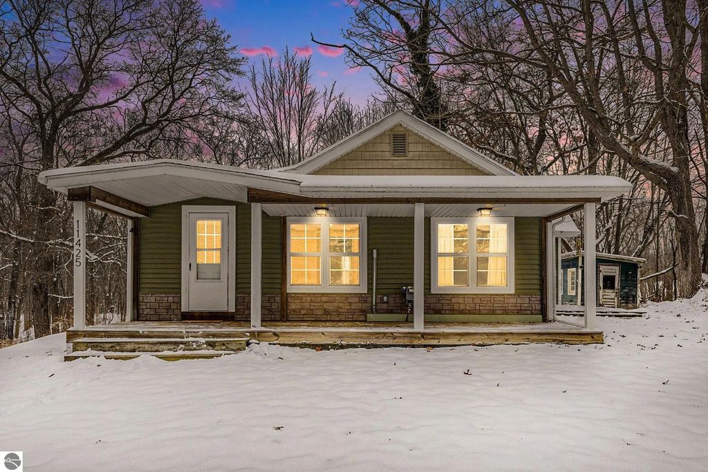 11401 Hibner Road, Hartland