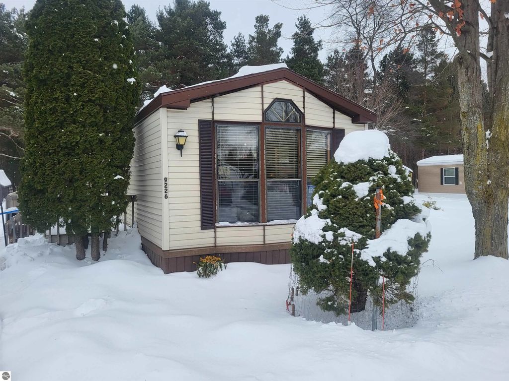 9226 Elsie Avenue, Bear Lake