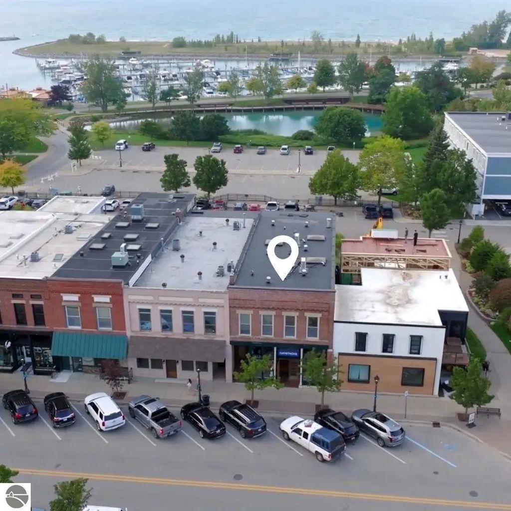 138 River Street #1, Elk Rapids