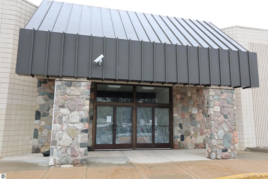 1212 South Airport Road Suite A, Traverse City