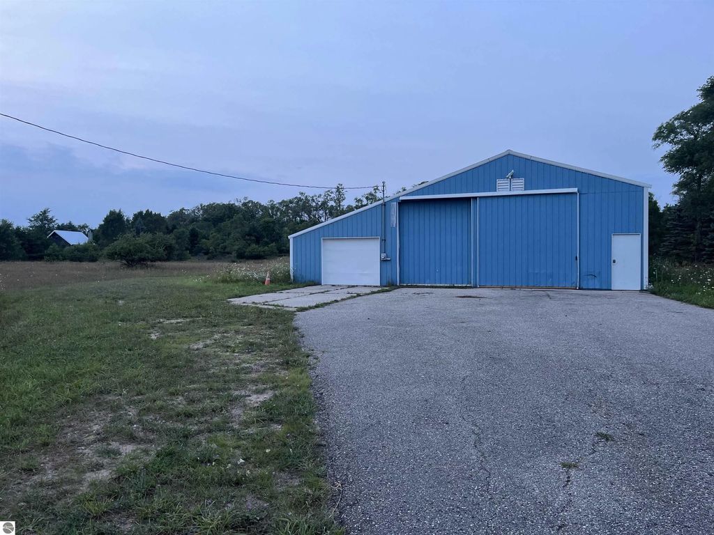 4700 W Empire Highway, Glen Arbor