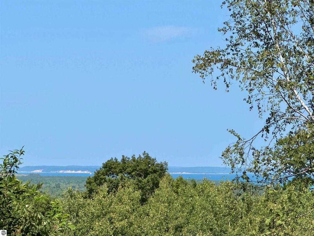Lot 9 W Harbour Ridge, Maple City