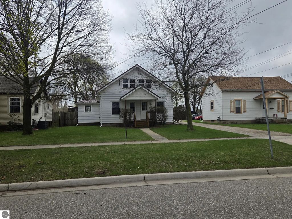 820-822 E Chippewa Street, Mt Pleasant