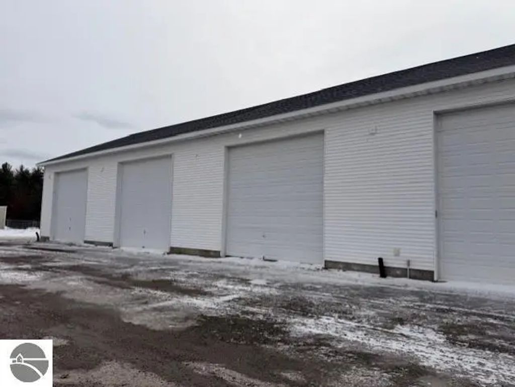664 Aulerich Road 11, East Tawas