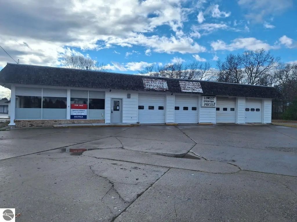 5115 N Us-23, Oscoda