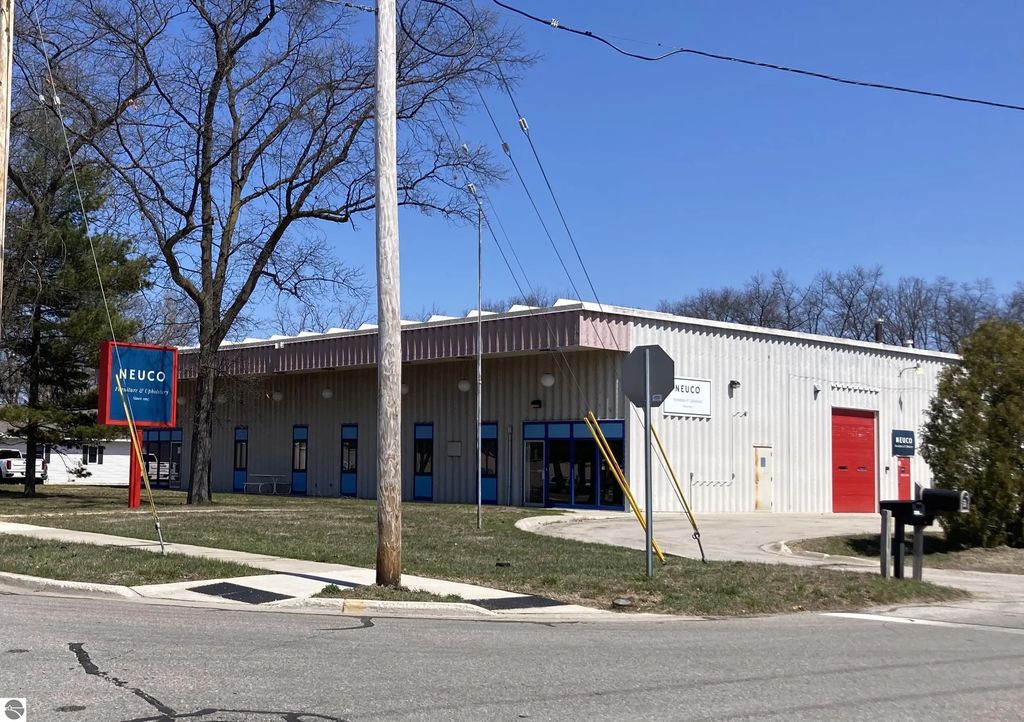 1237 Hastings Street, Traverse City