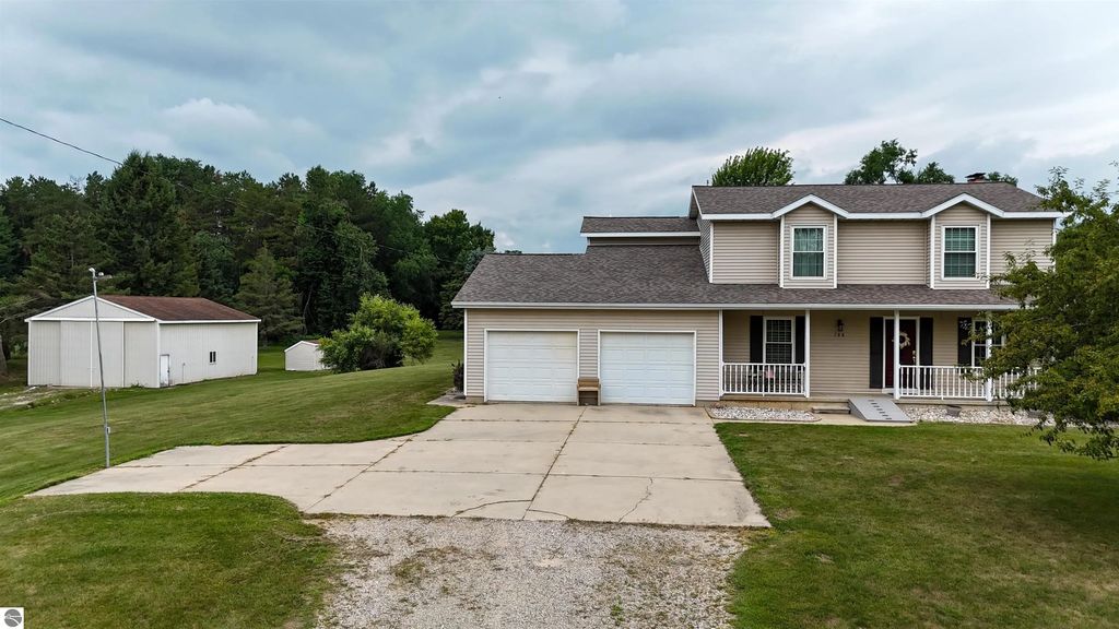 798 S Whiteville Road, Mt Pleasant