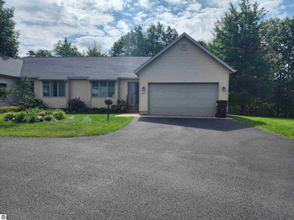 667 Pine Point Trail 11, Boyne City