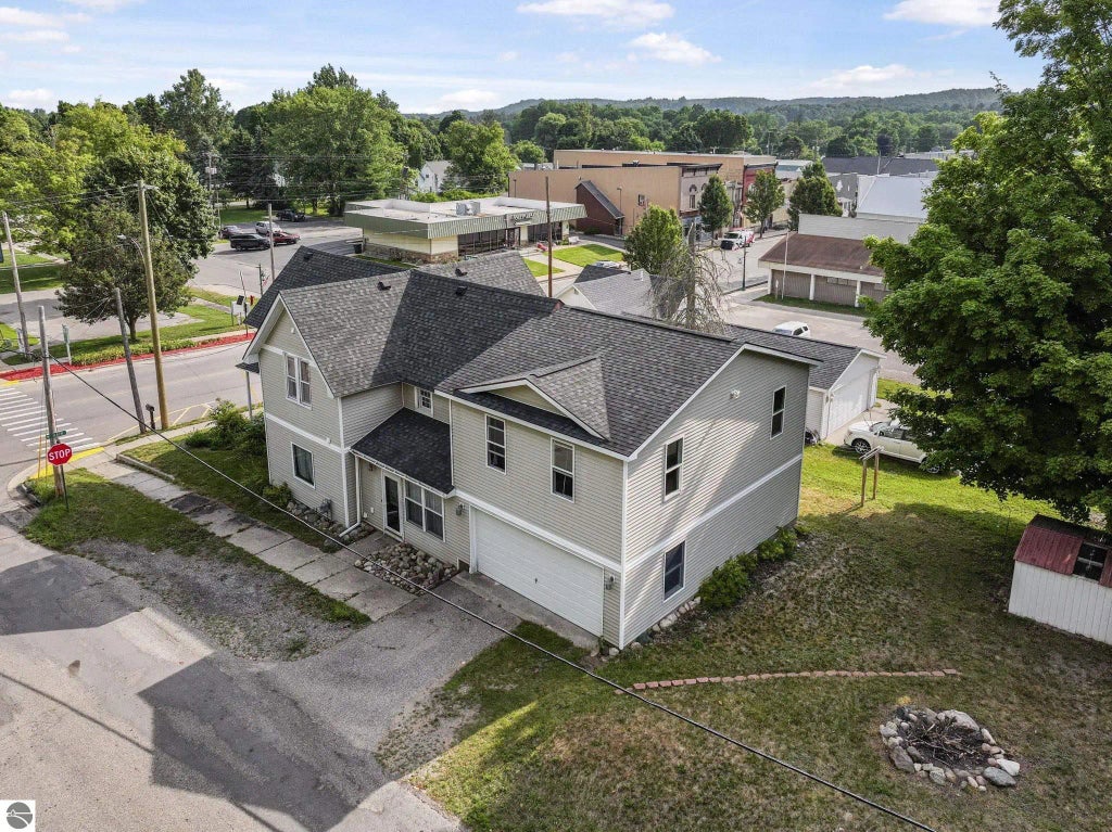 401 W Main Street, Manton