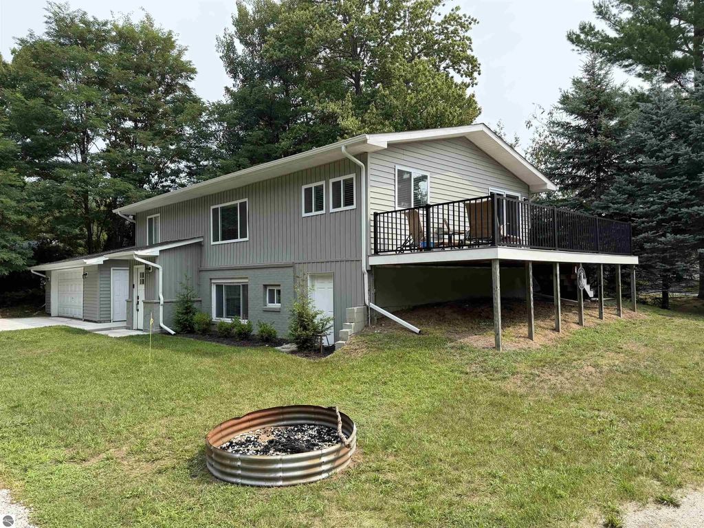 13134 Hopkins Forest Drive, Bear Lake