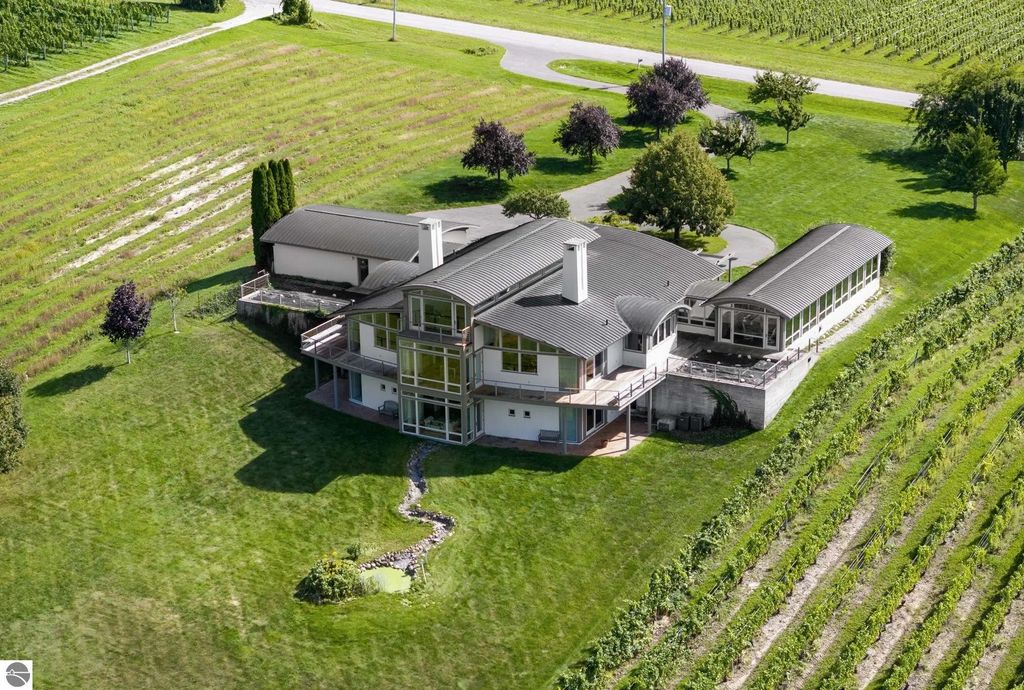 2721 Nelson Road, Traverse City