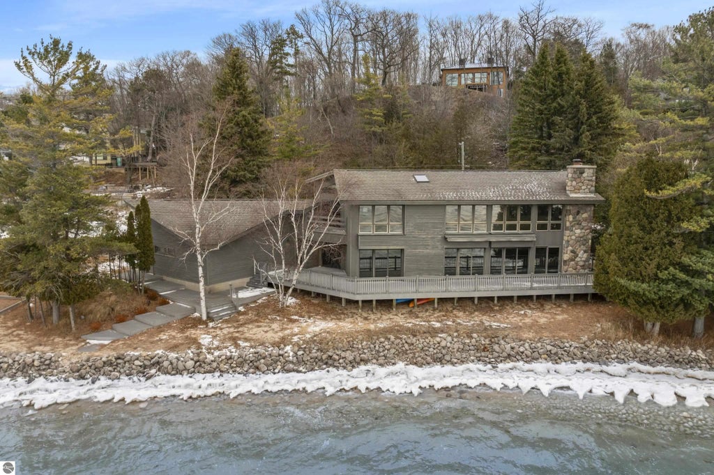 3151 Crystal Drive, Beulah