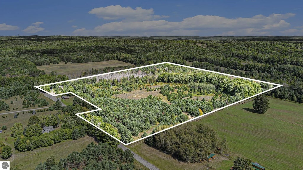 2343 Carpenter Road, Bellaire