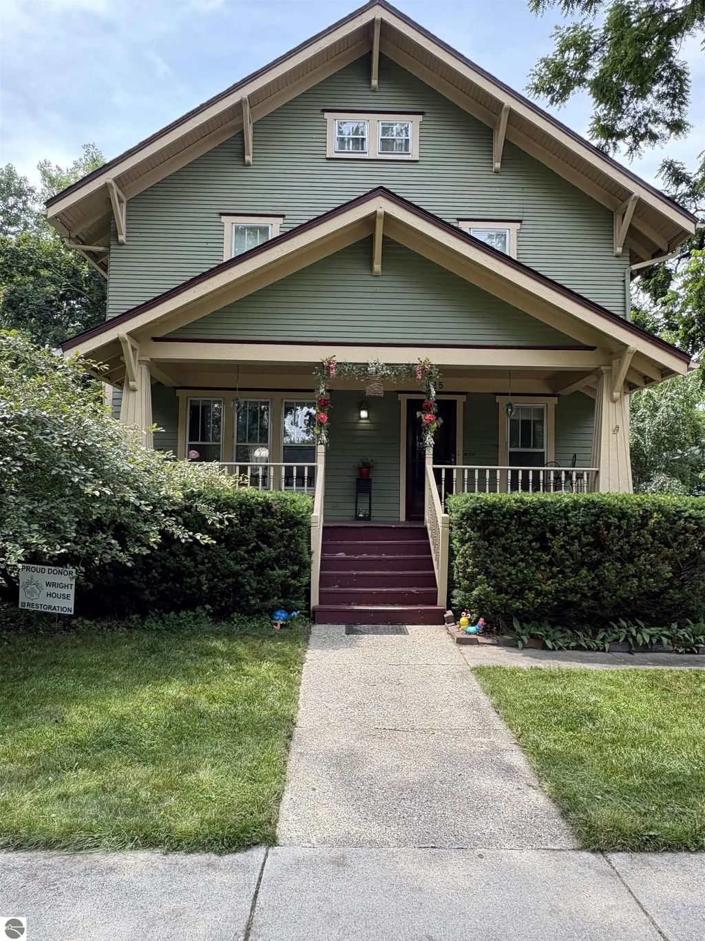 625 Gratiot Avenue, Alma