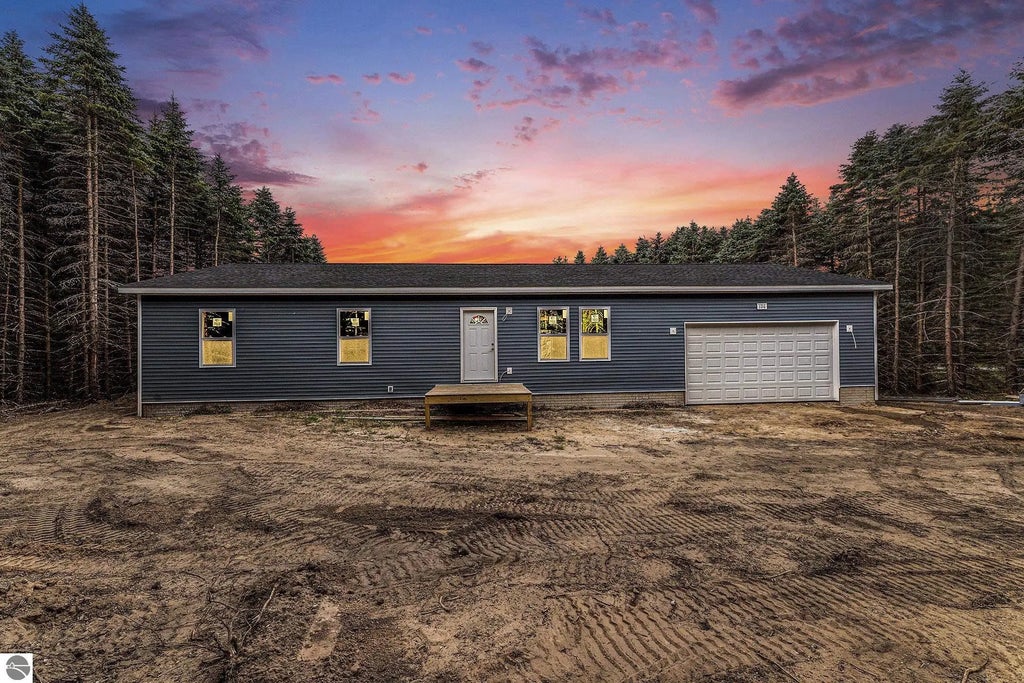 11964 Sleepy Hollow Trail, Kingsley