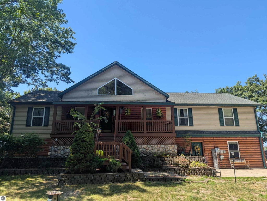 2740 Booth Road, Au Gres